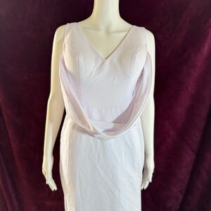 Elegant White Sleeveless‎ Dress